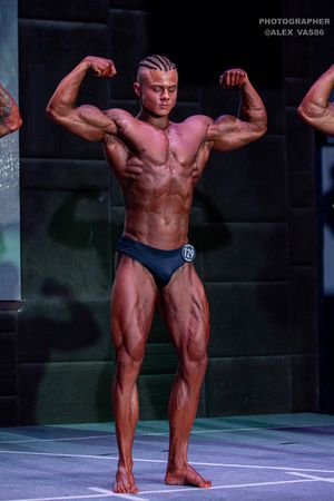 CLASSIC PHYSIQUE +178